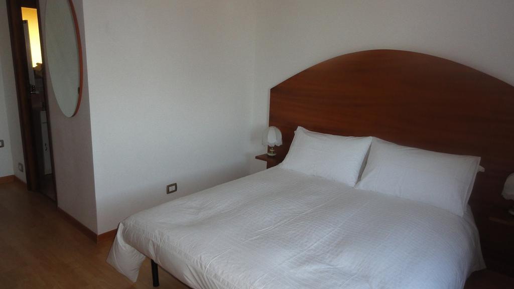 Bed And Breakfast La Corte Degli Ulivi Civitavecchia Quarto foto